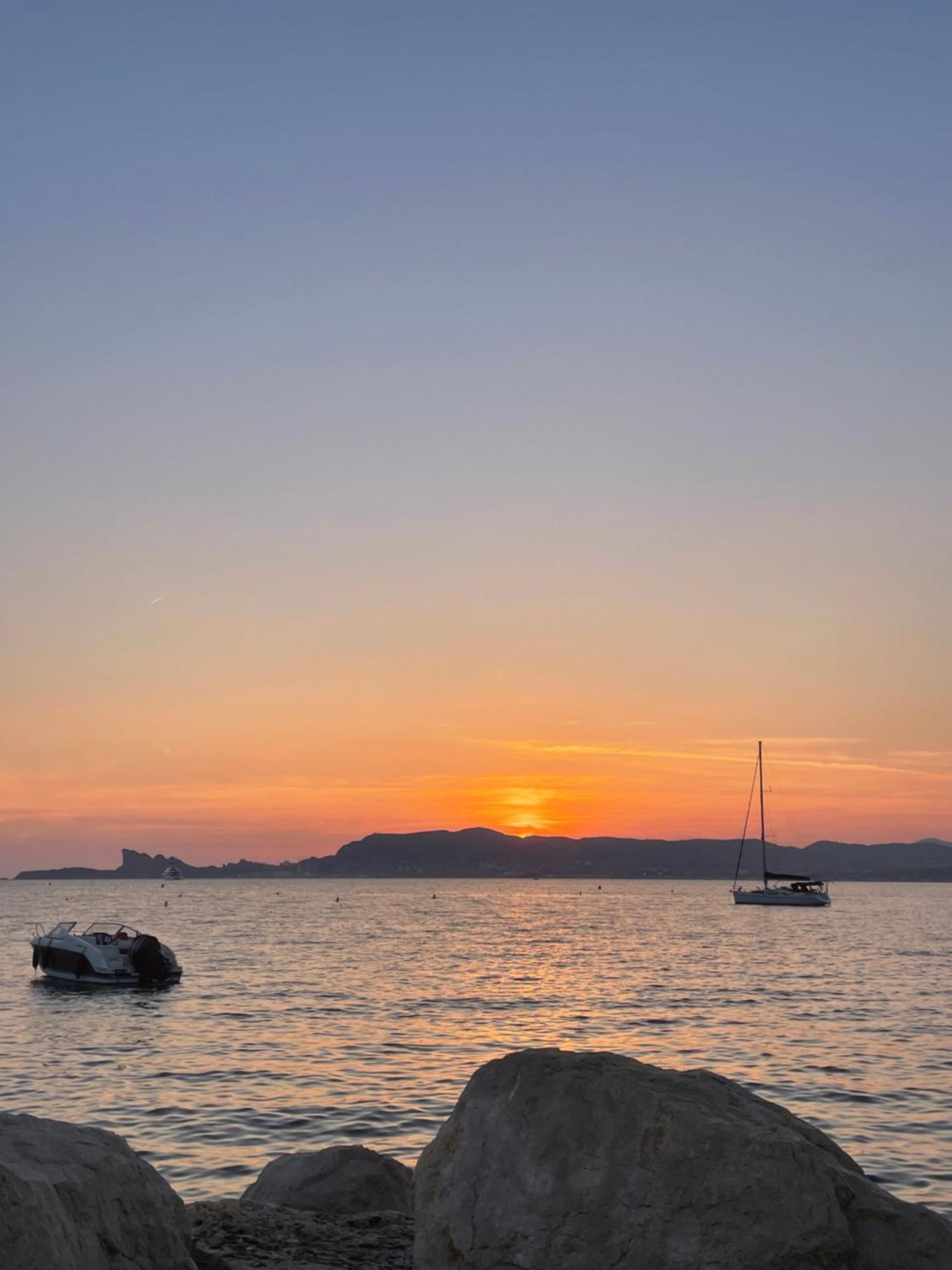 Studio Cosy Proche Mer Saint-Cyr-sur-Mer Kültér fotó